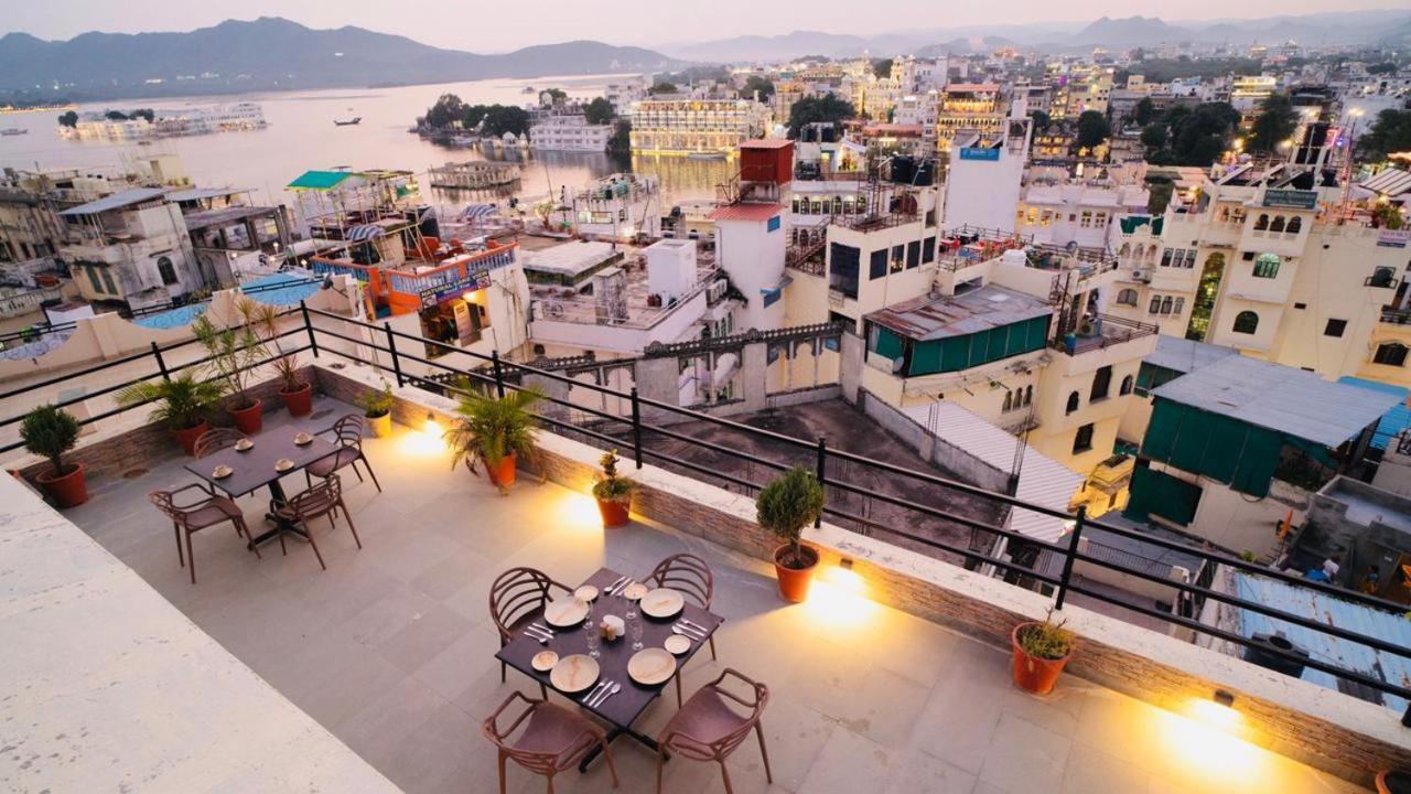 Hotel Lake Paradise Udaipur Luaran gambar