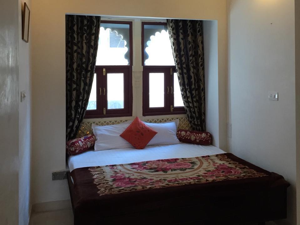 Hotel Lake Paradise Udaipur Luaran gambar